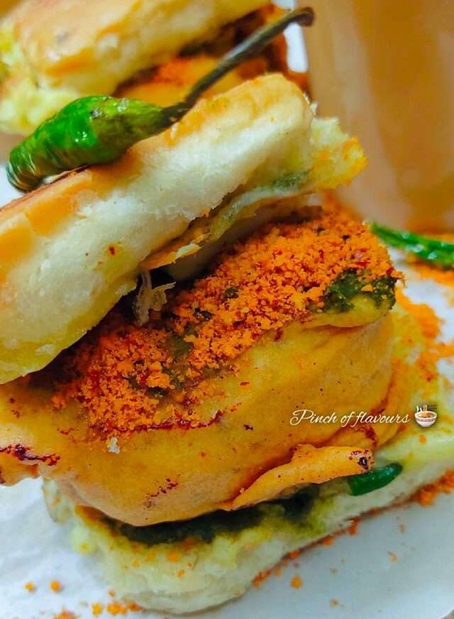 Chicken Vada Pav - Chicken Recipes - Breakfast