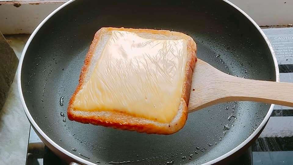 Best scrambled egg toast