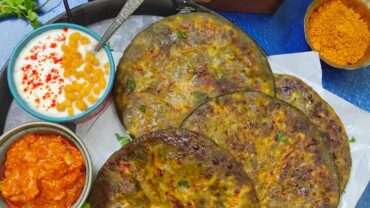 Palak paneer paratha (Spinach Cottage Cheese Paratha)