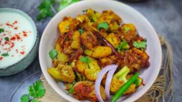 Aloo Gobi Masala – Potatoes & Cauliflower