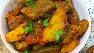 Aloo Baingan Recipe – Potato And Eggplant Curry