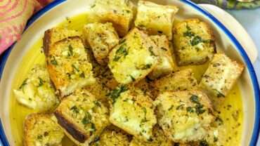 Air Fryer Cheese Croutons